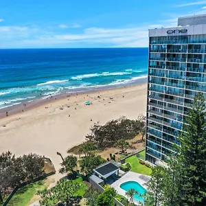 One The Esplanade On Surfers Paradise 公寓式酒店