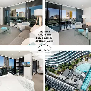 Oasis // Broadbeach Gold Coast